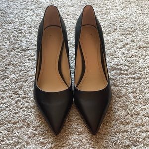MARC FISHER LTD
Zala Point-Toe Pumps